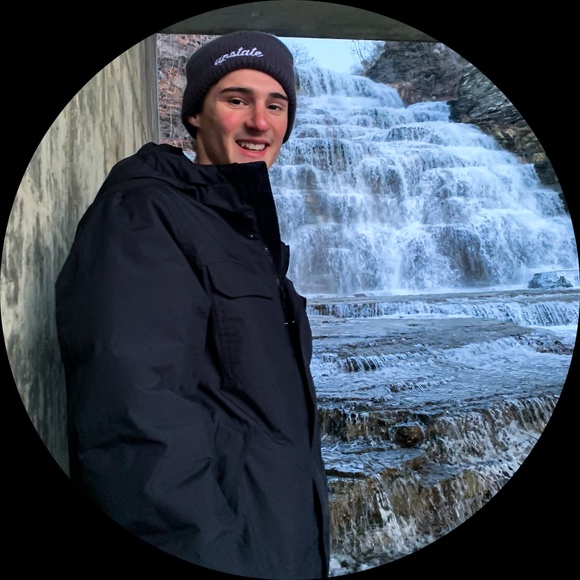 Meet your Posher, Daniel - Picture 1 of 1